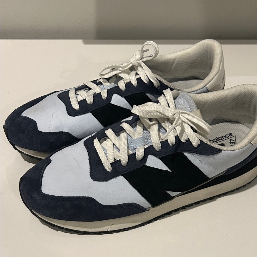 New Balance Men's Navy and White Sneakers